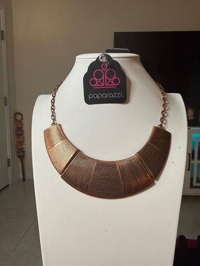 paparazzi Copper-Tone Textured Collar Necklace